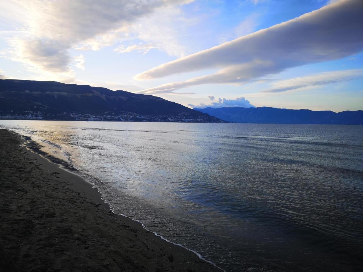Relax Rental Vlorë 外观 照片