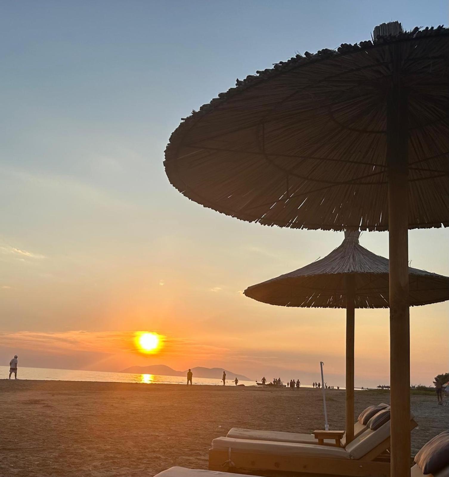 Relax Rental Vlorë 外观 照片
