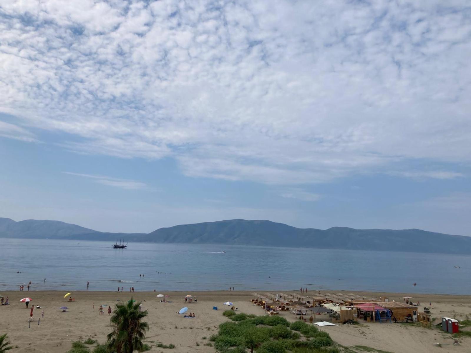 Relax Rental Vlorë 外观 照片